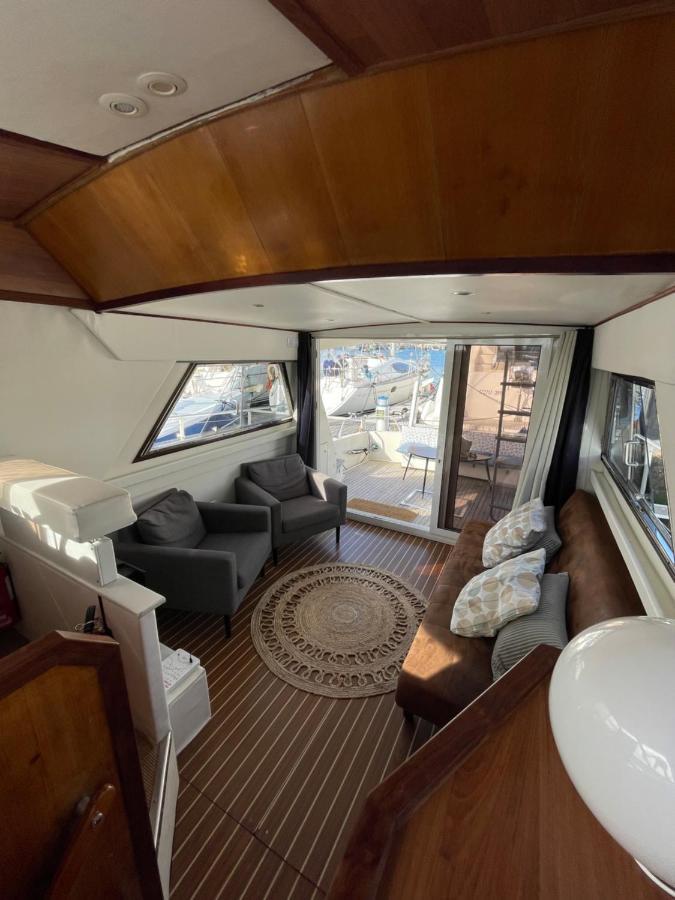 Отель Infantman Yatch Вила-Нова-ди-Гая Экстерьер фото
